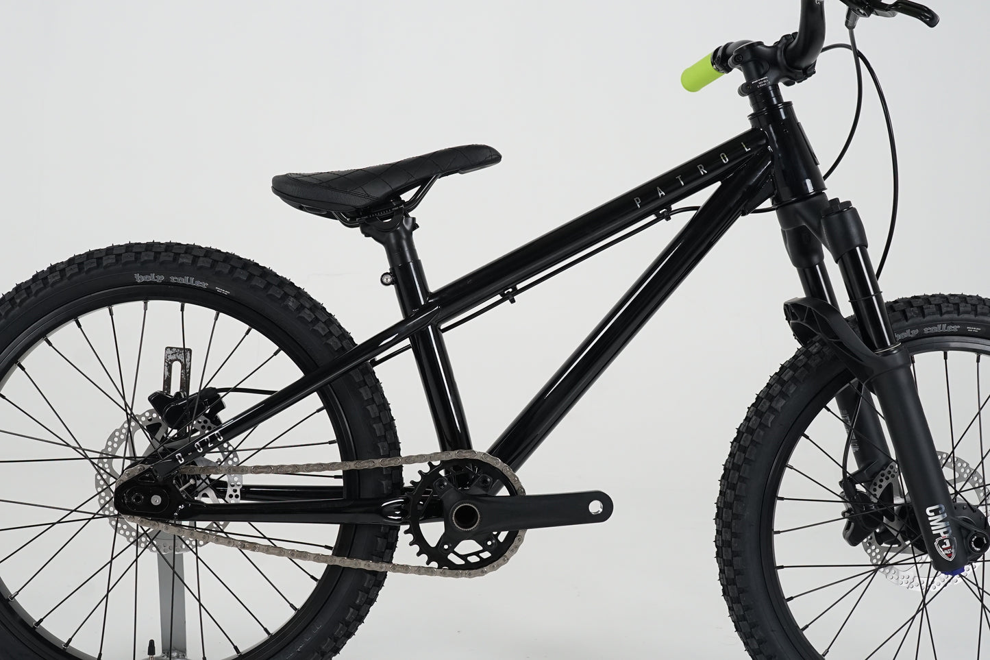 Patrol D-020 Dirt Jump