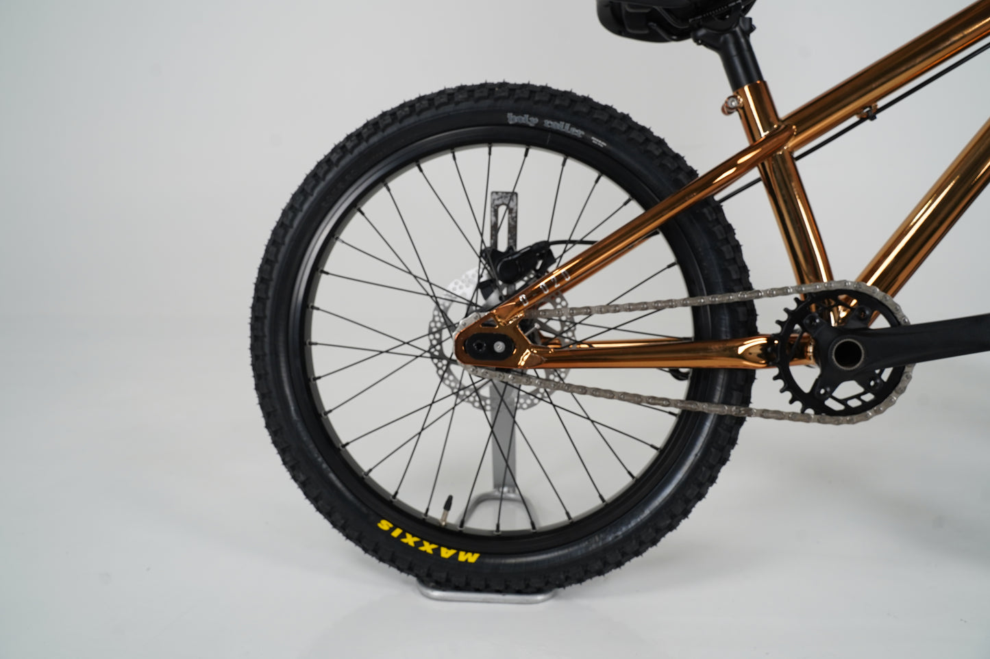 Patrol D-020 Dirt Jump