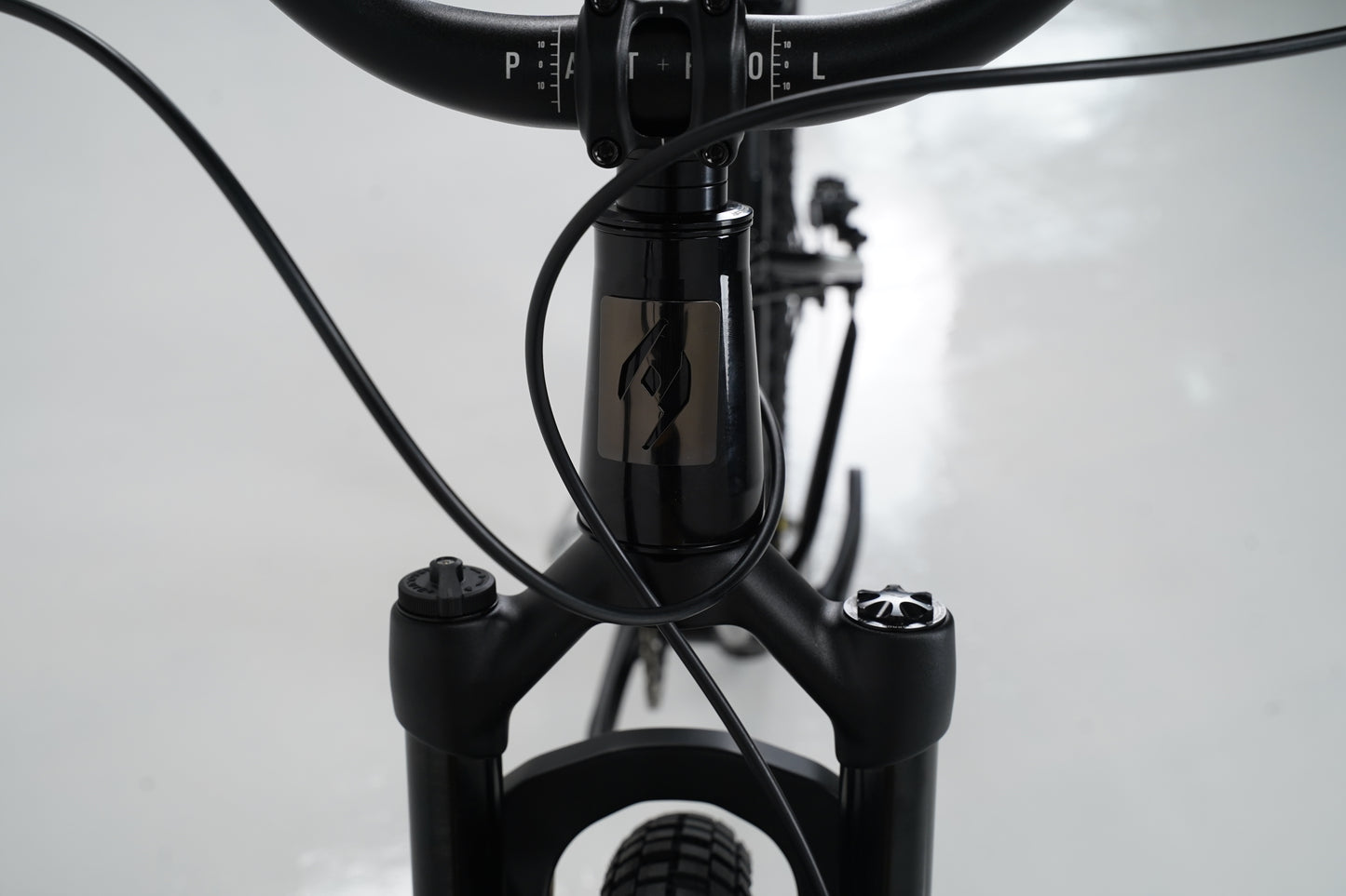 Patrol D-024 Dirt Jump